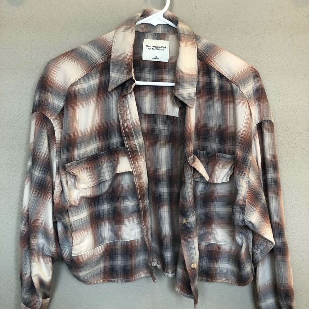 Abercrombie & Fitch Plaid Crop T-shirt